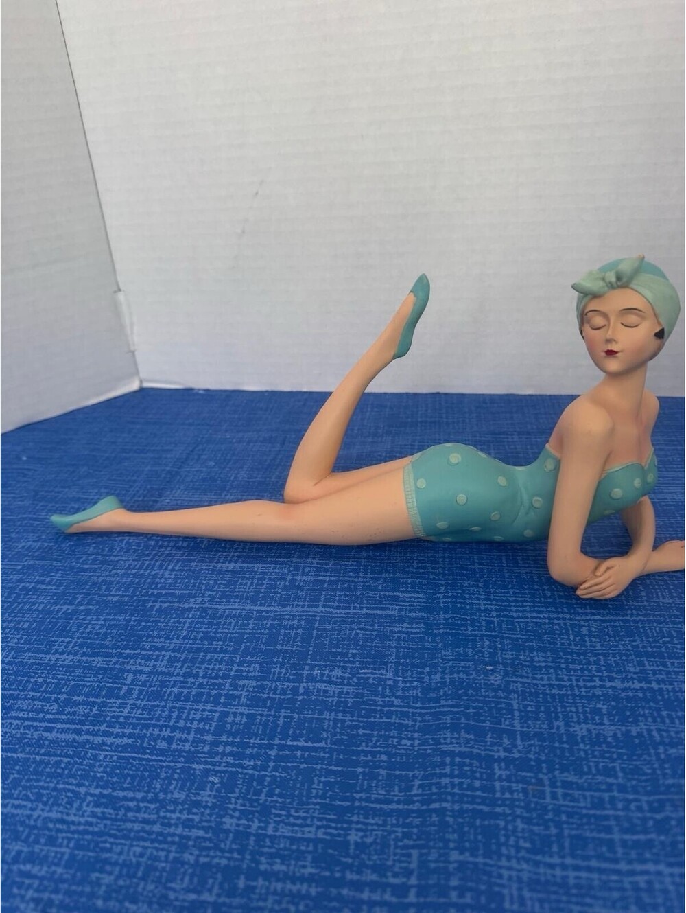 Fancy That Retro Bathing Beauty Figurine – Sage Green Polka‑Dot Swimsuit
